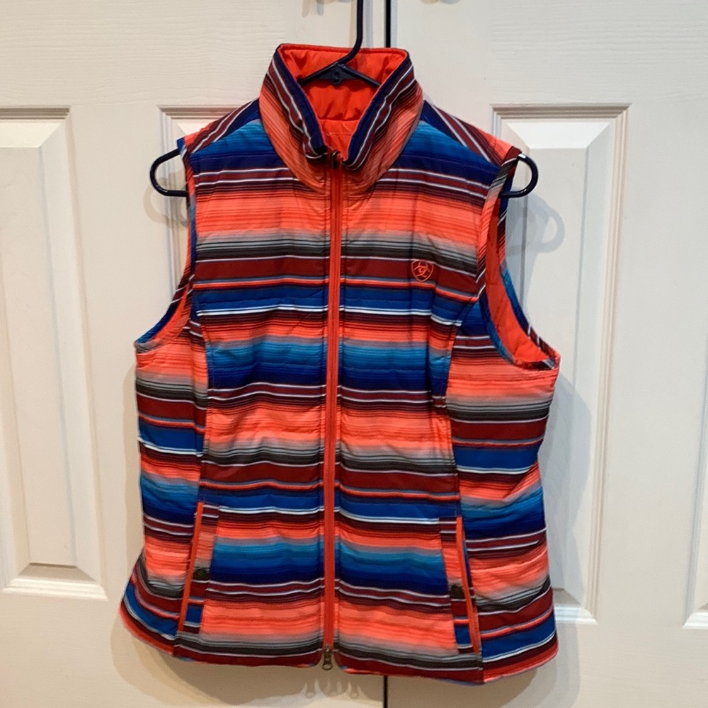 Ariat reversible puffy vest. Orange serape print. Size medium